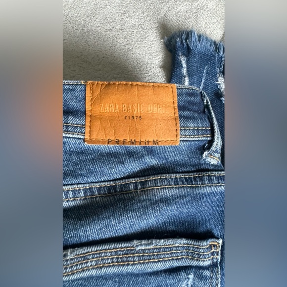 Zara mid waist jeans size 2 - Picture 7 of 7